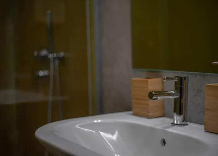 Apartman Hut E, In Town