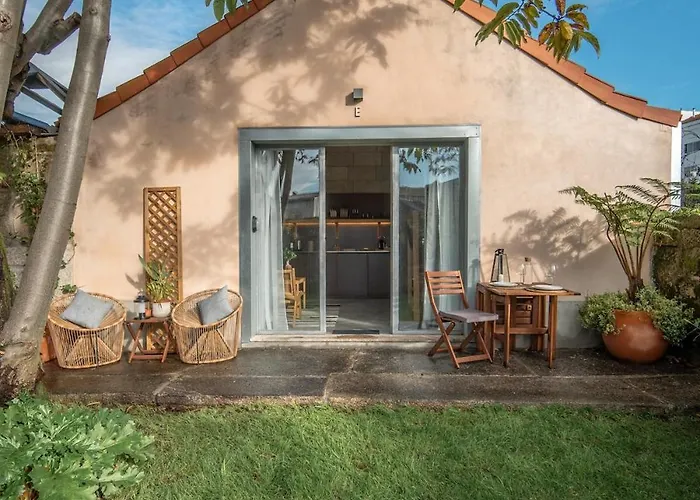 Hut E, In Town Apartamento Porto