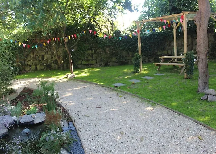 Hut E, In Town 波尔图